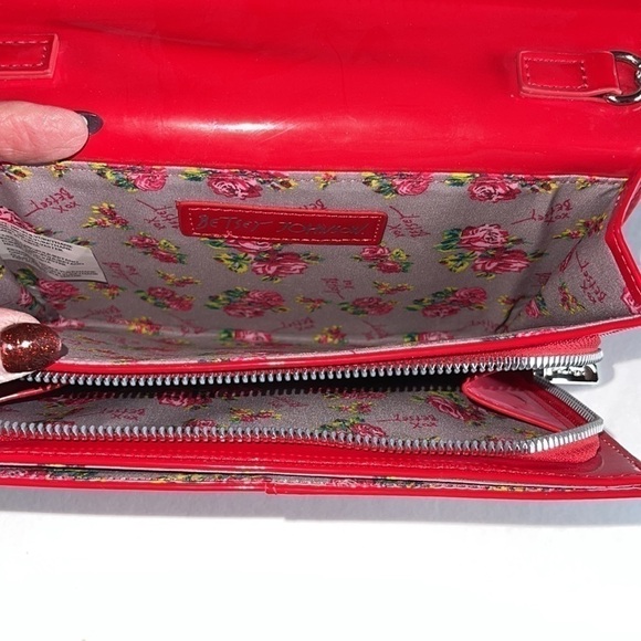 Betsy Johnson Red Heart Embossed Bow Detail Faux Patent Crossbody Bag - Picture 5 of 9